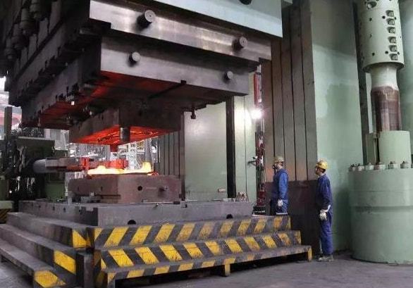 九游体育压力8万吨？世界最大液压机又被中国造出能把钻石压成面粉